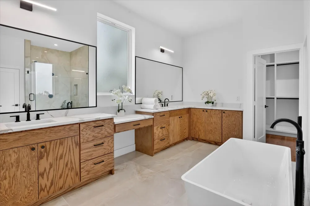 1727 Ramsey Dallas, TX 75216