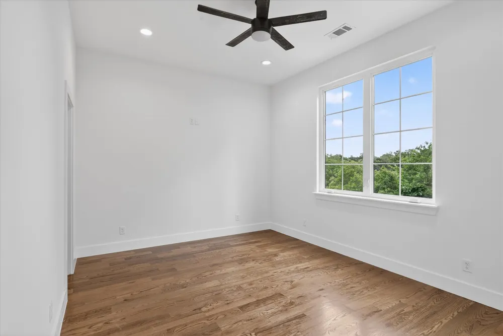 1727 Ramsey Dallas, TX 75216