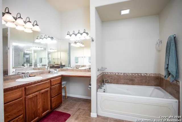 113 Pond Creek Ln Hunt, TX 78024
