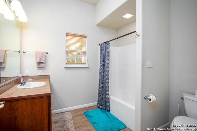 113 Pond Creek Ln Hunt, TX 78024