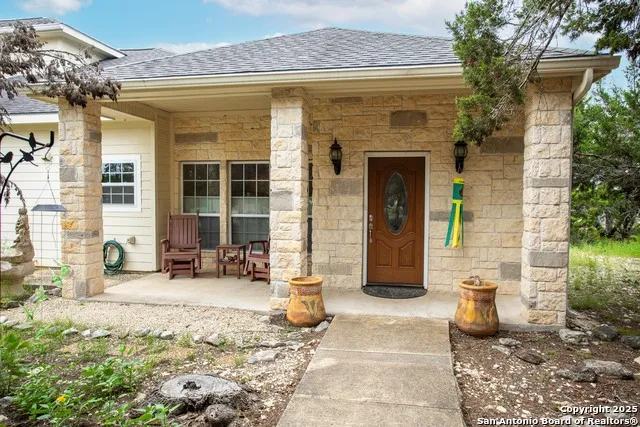 113 Pond Creek Ln Hunt, TX 78024
