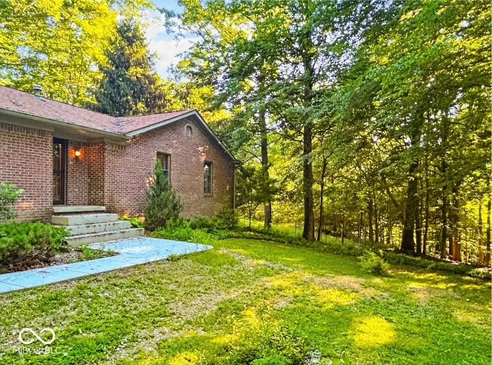 1492 Ranch Trail Martinsville, IN 46151