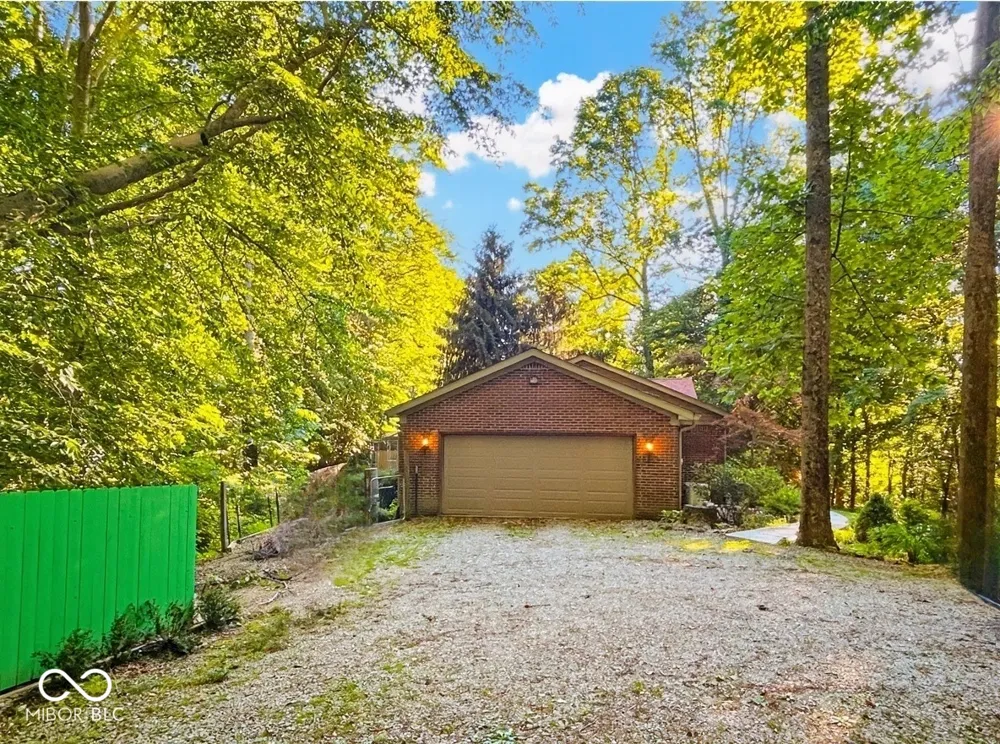 1492 Ranch Trail Martinsville, IN 46151