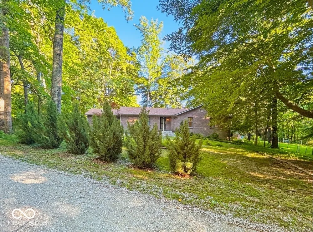 1492 Ranch Trail Martinsville, IN 46151