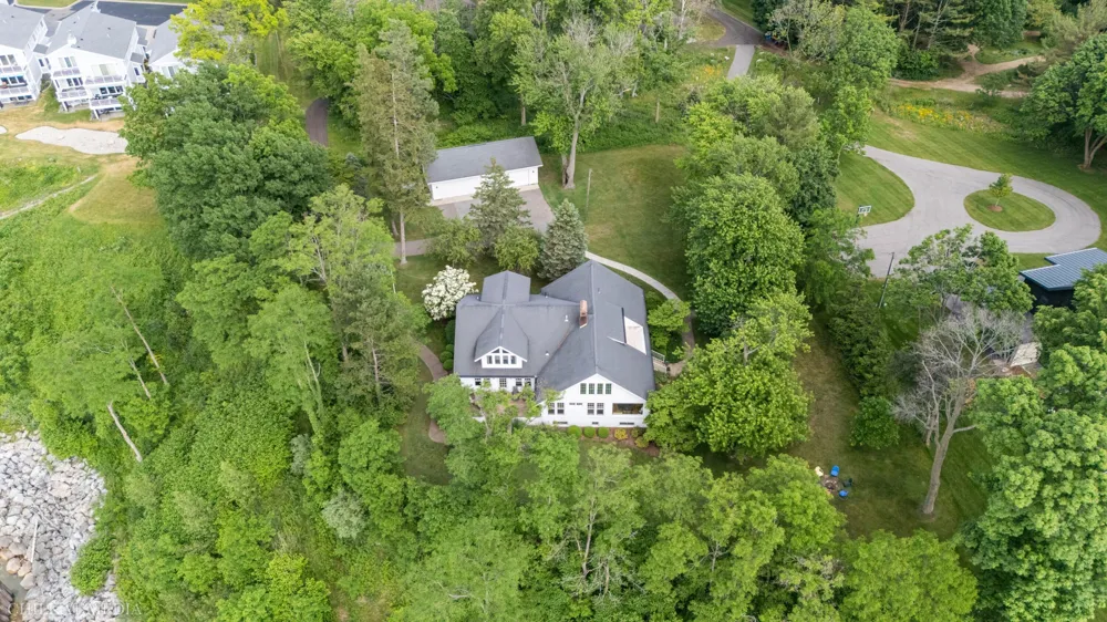 2815 Lake Pines Path St. Joseph, MI 49085