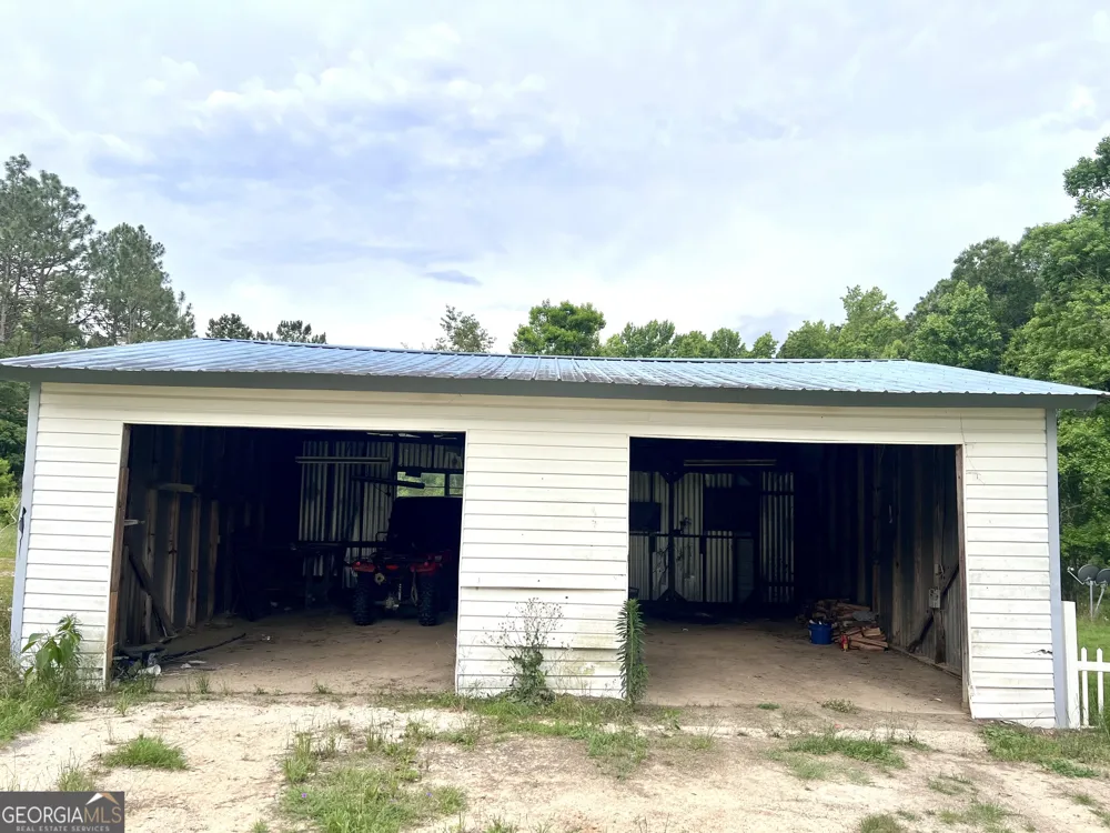 46 Ray Roderick RD Eastman, GA 31023