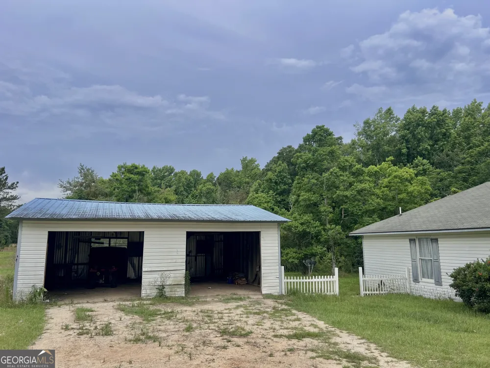 46 Ray Roderick RD Eastman, GA 31023