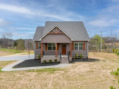 6841 Highway 41
