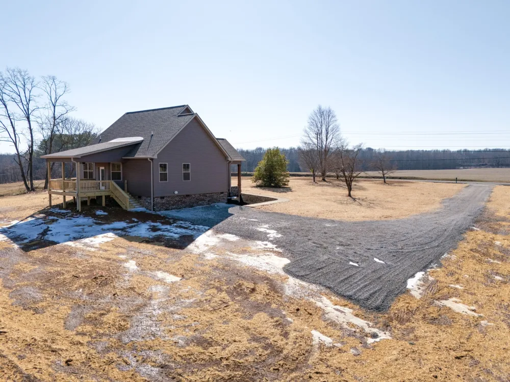 6841 Highway 41 Cedar Hill, TN 37032