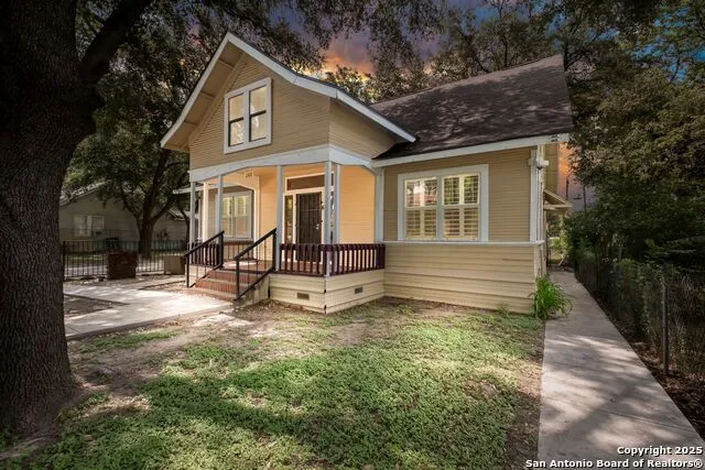 246 Felisa Street