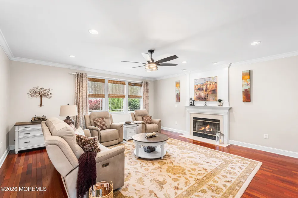 61 Cliffwood Drive Allentown, NJ 08501