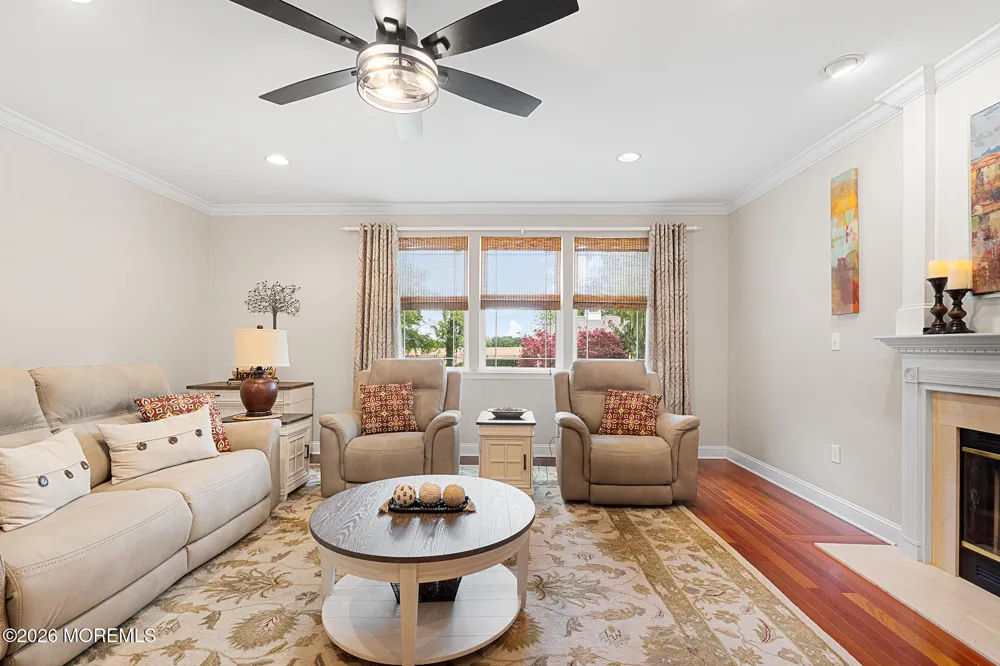 61 Cliffwood Drive Allentown, NJ 08501