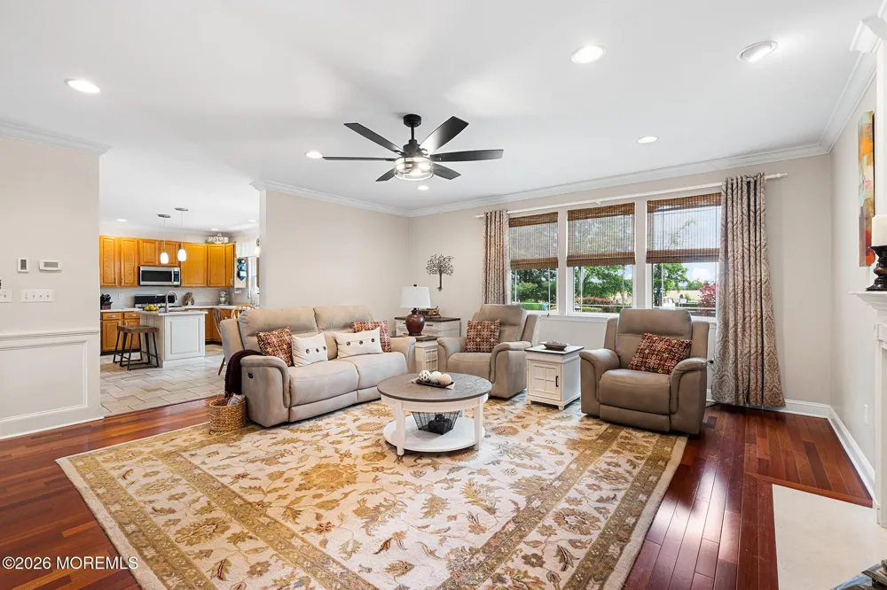 61 Cliffwood Drive Allentown, NJ 08501