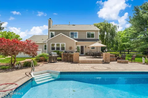 61 Cliffwood Drive