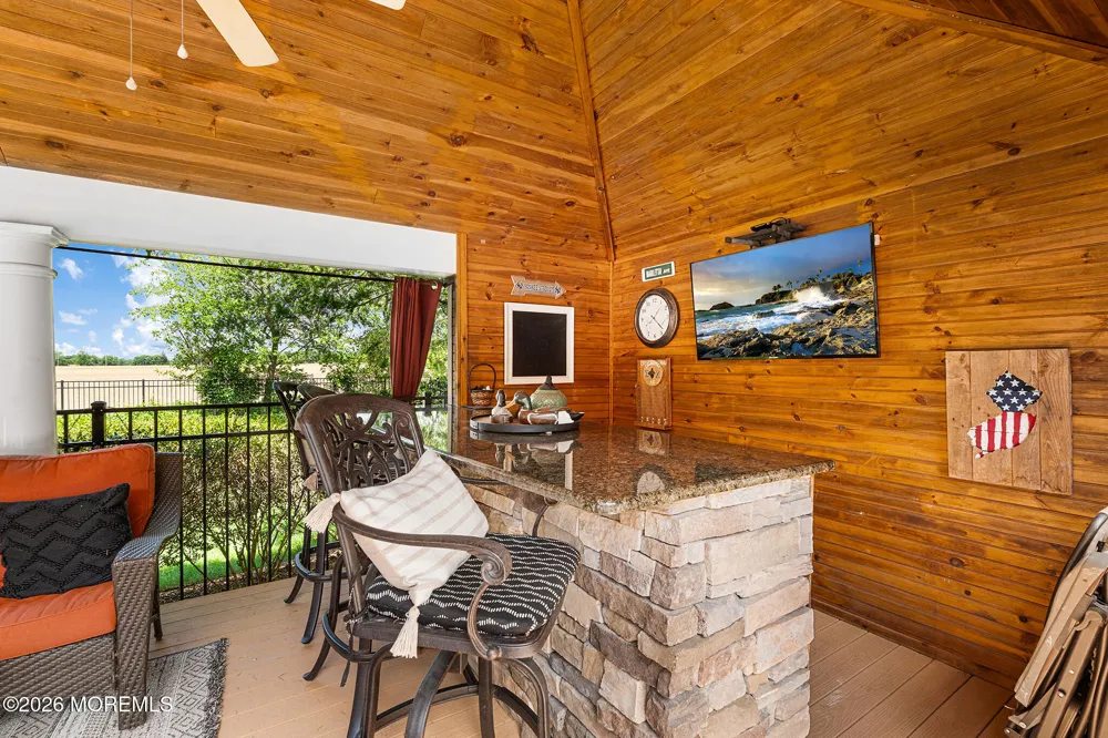 61 Cliffwood Drive Allentown, NJ 08501