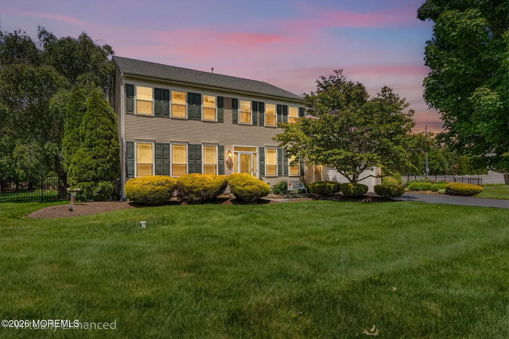 61 Cliffwood Drive Allentown, NJ 08501