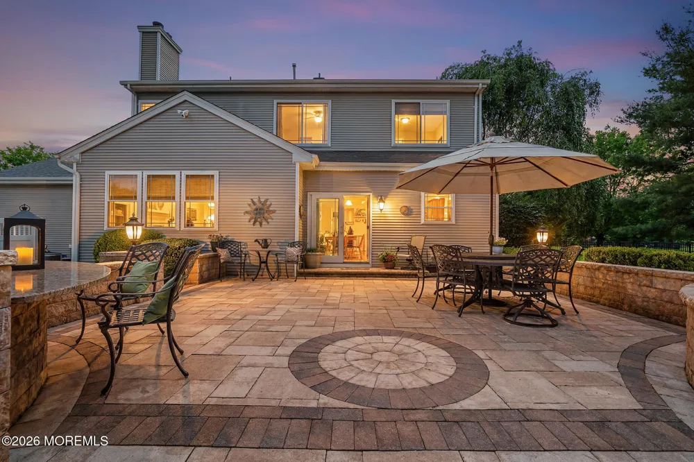 61 Cliffwood Drive Allentown, NJ 08501