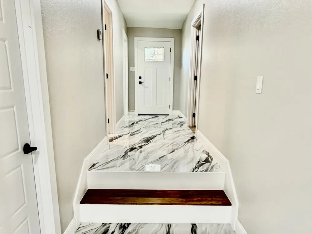 7000 Park Place Drive Richland Hills, TX 76118