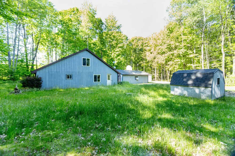 14351 95th Avenue Rodney, MI 49342