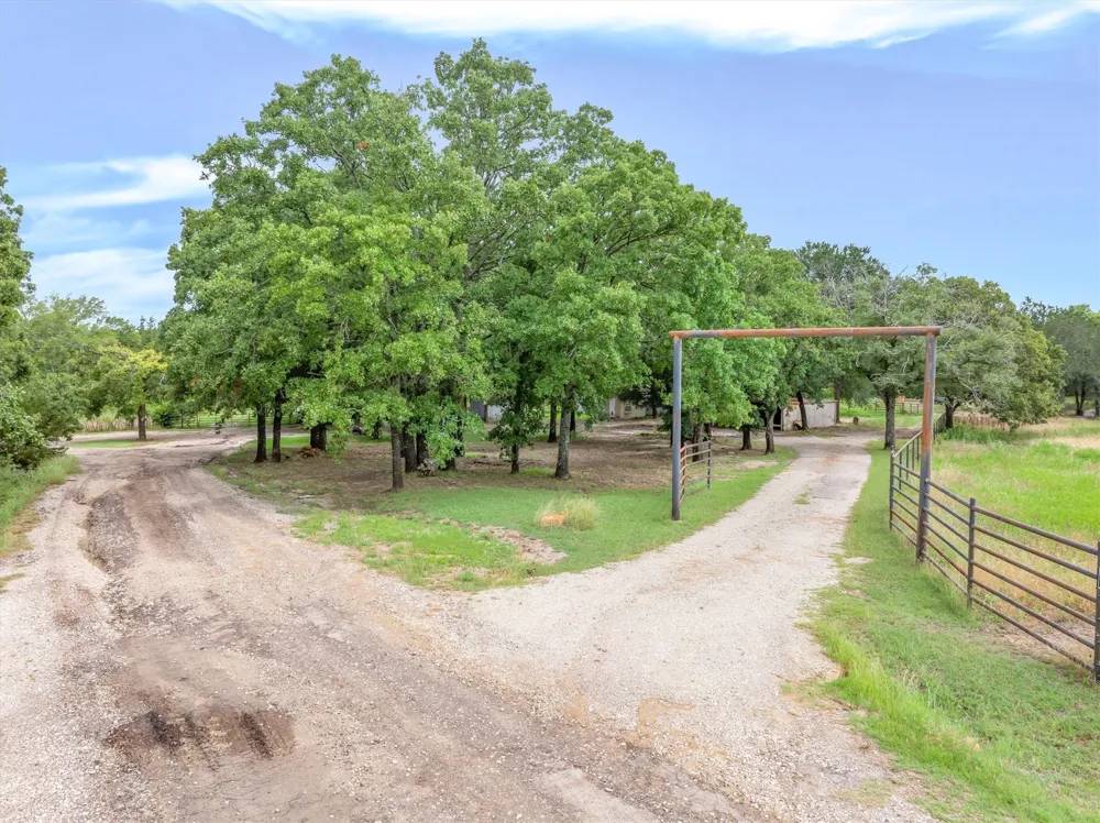 520 Vz County Road 3518 Wills Point, TX 75169
