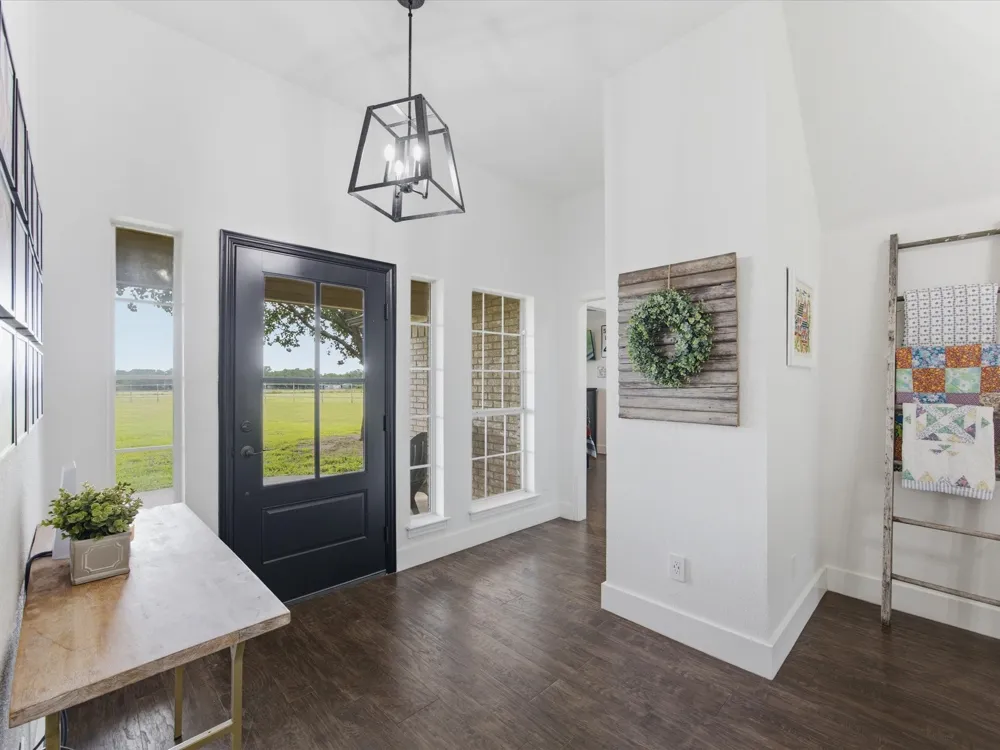 210 County Road 2696 Alvord, TX 76225