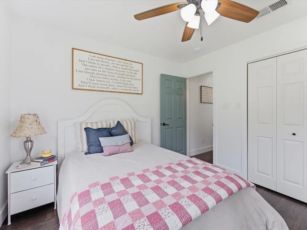 210 County Road 2696 Alvord, TX 76225