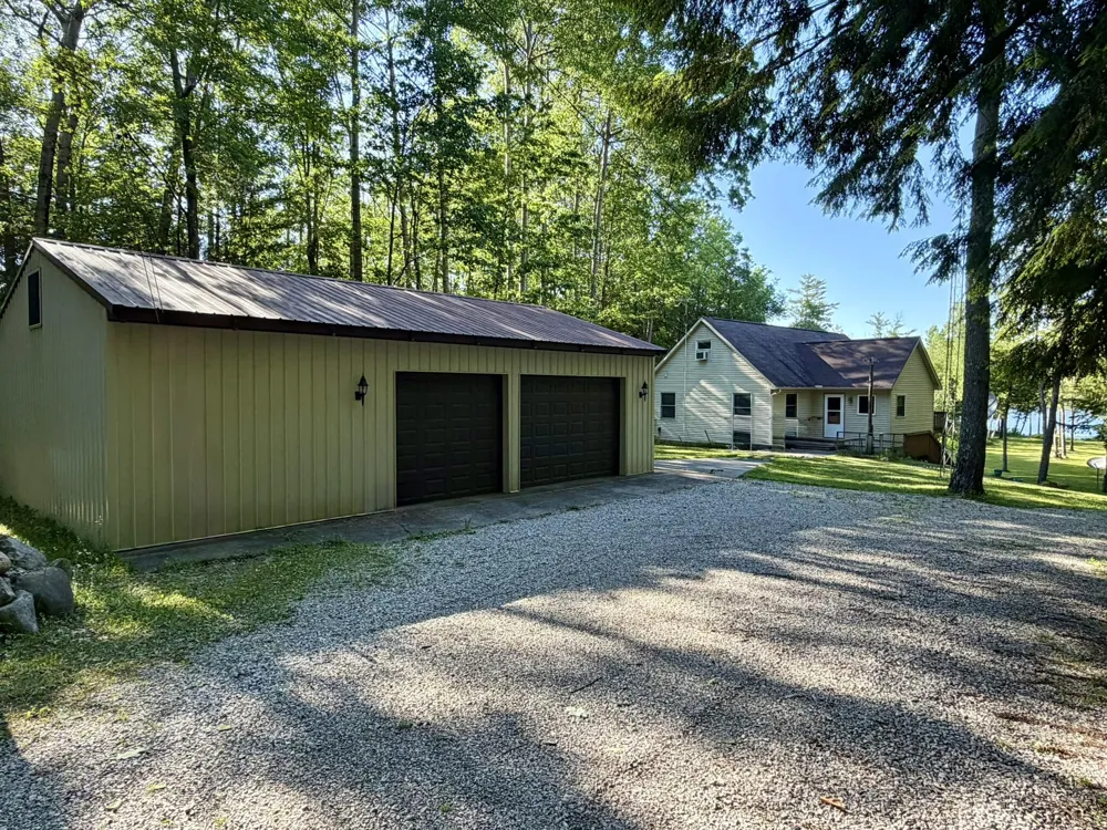 4081 Stephanie Drive Branch, MI 49402
