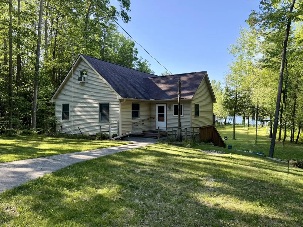 4081 Stephanie Drive Branch, MI 49402
