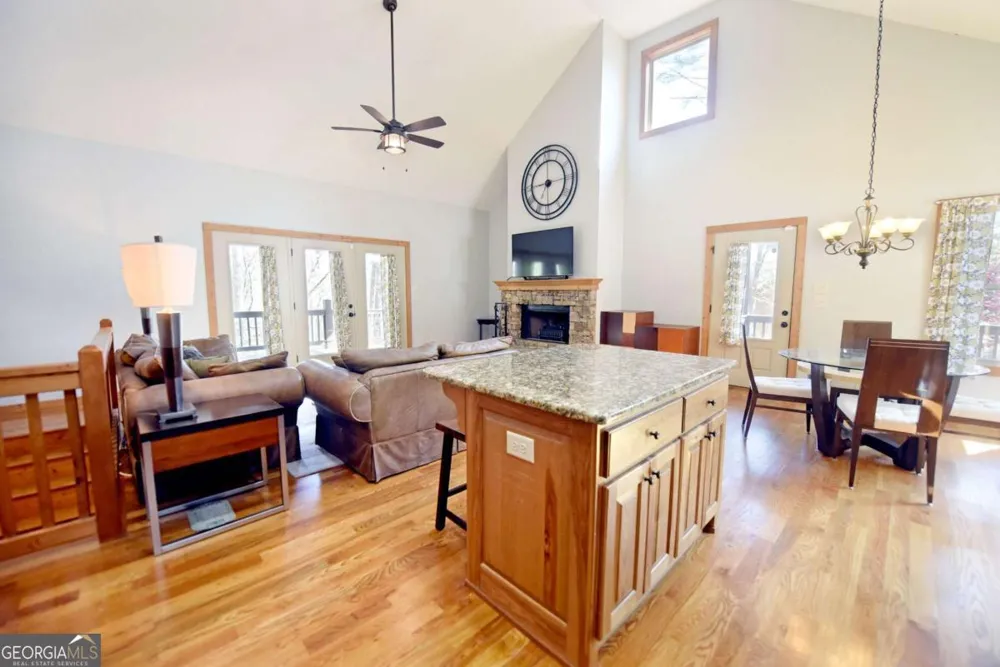 181 Morgan Ridge CT Young Harris, GA 30582