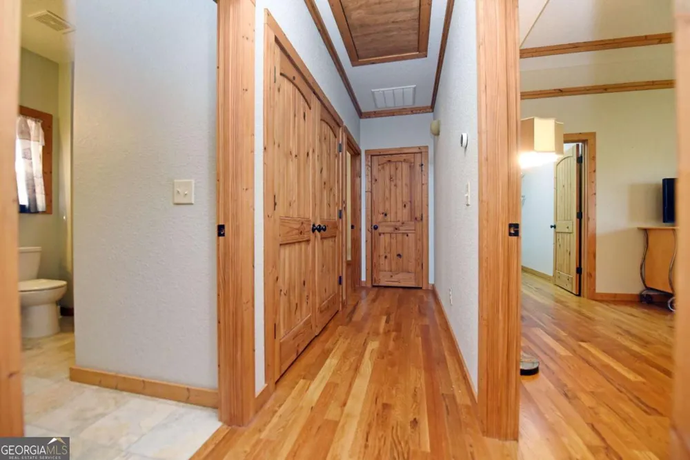 181 Morgan Ridge CT Young Harris, GA 30582