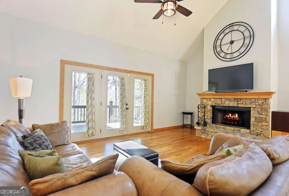 181 Morgan Ridge CT Young Harris, GA 30582