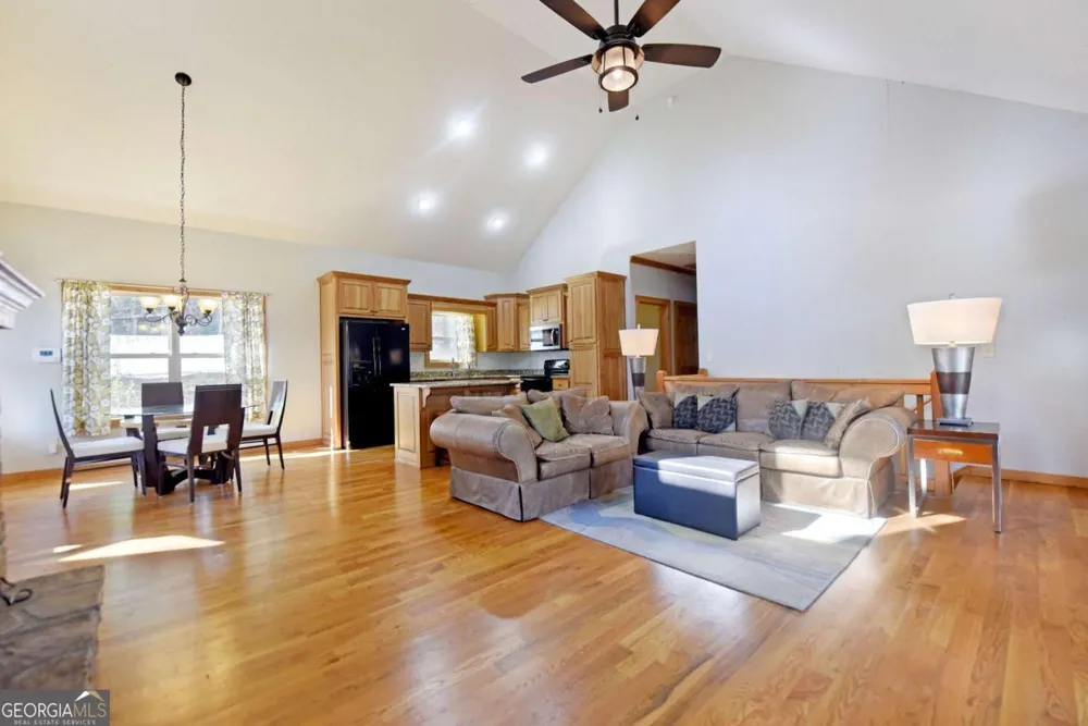 181 Morgan Ridge CT Young Harris, GA 30582