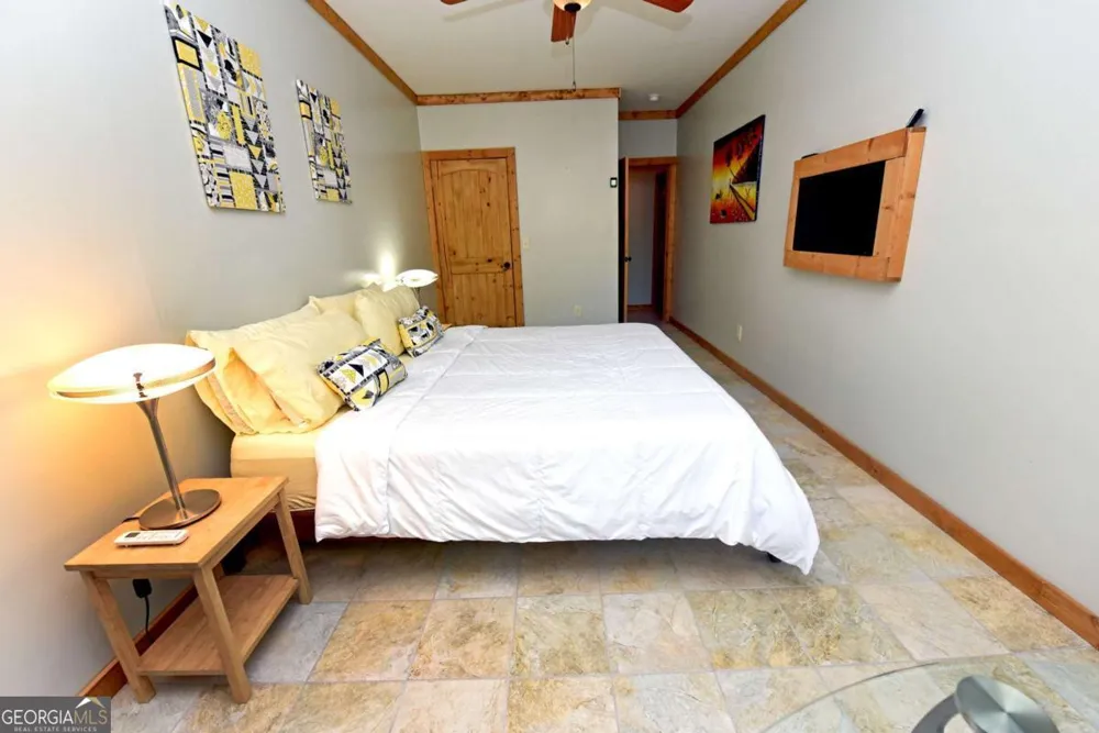 181 Morgan Ridge CT Young Harris, GA 30582