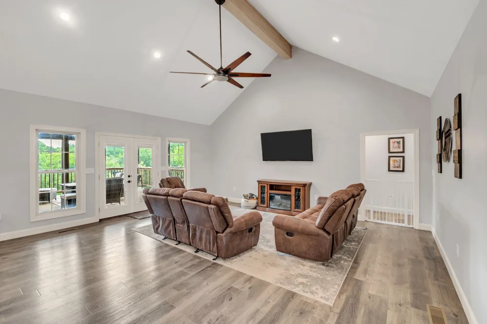 172 Tad Cir Leoma, TN 38468