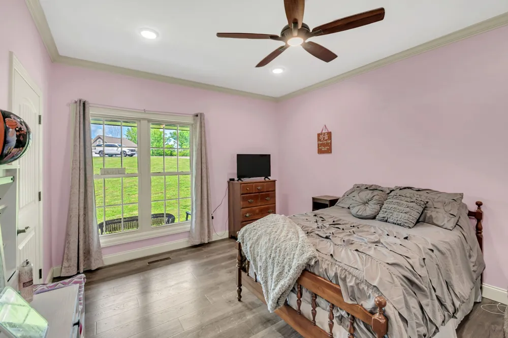 172 Tad Cir Leoma, TN 38468