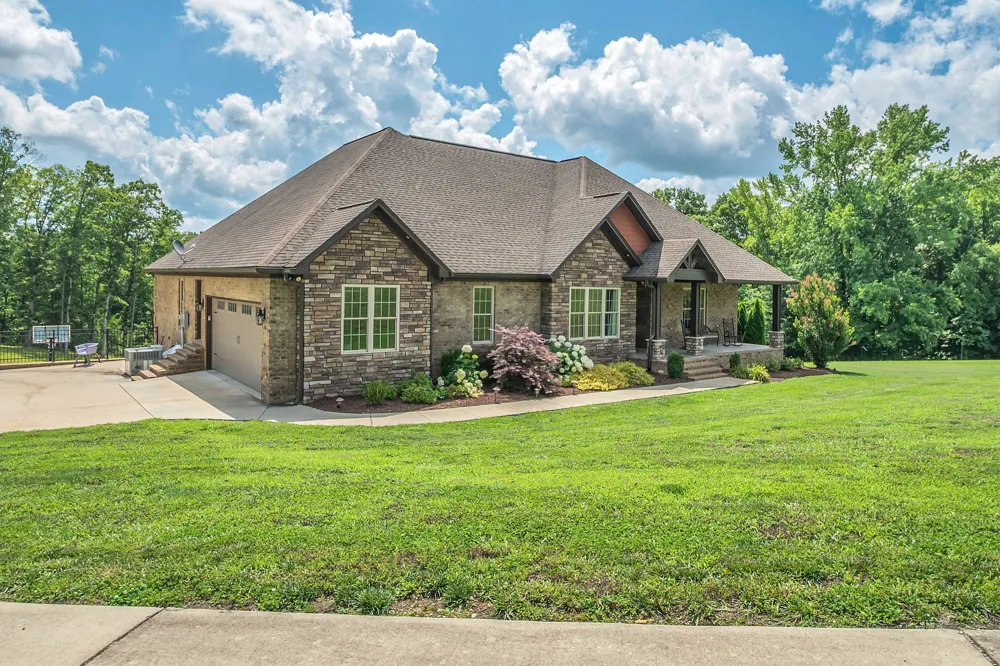 172 Tad Cir Leoma, TN 38468