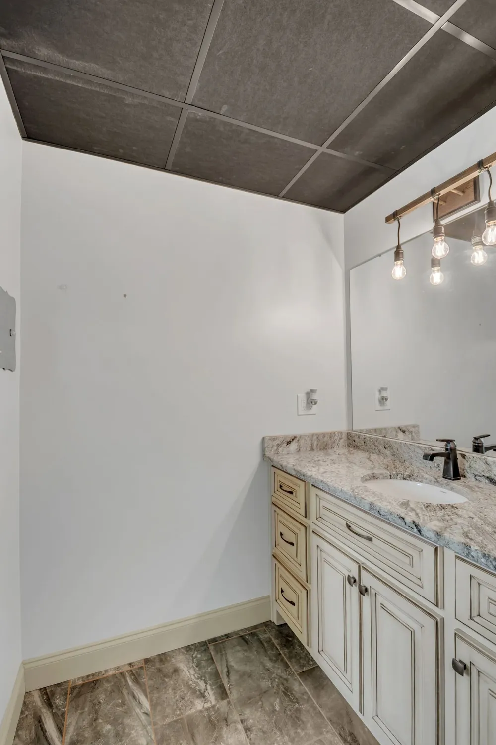 172 Tad Cir Leoma, TN 38468