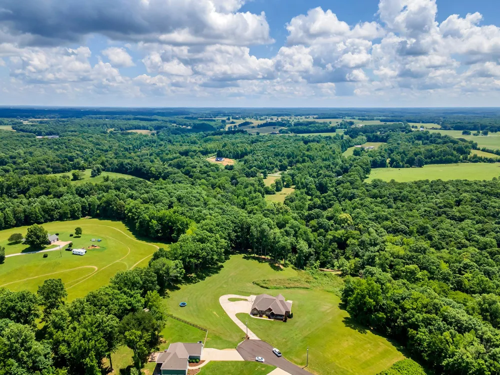 172 Tad Cir Leoma, TN 38468