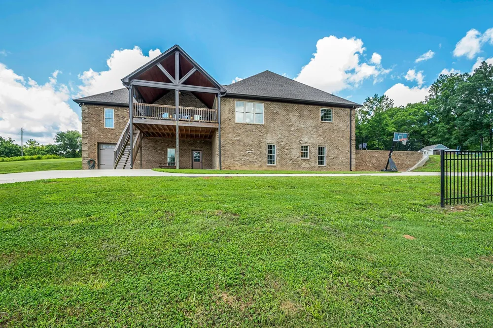 172 Tad Cir Leoma, TN 38468