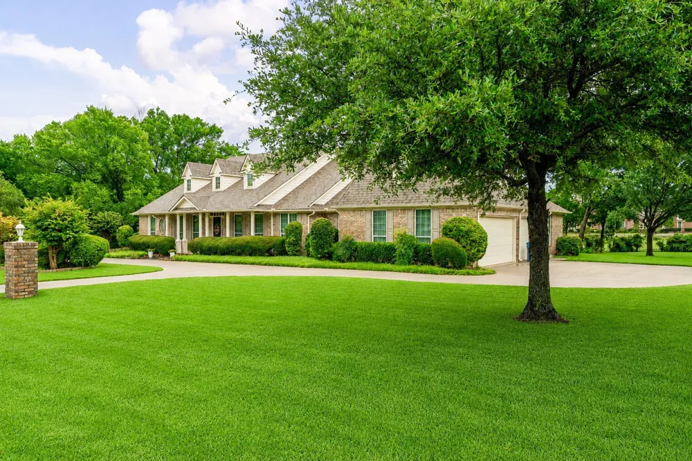 710 Glenwood Circle Fairview, TX 75069