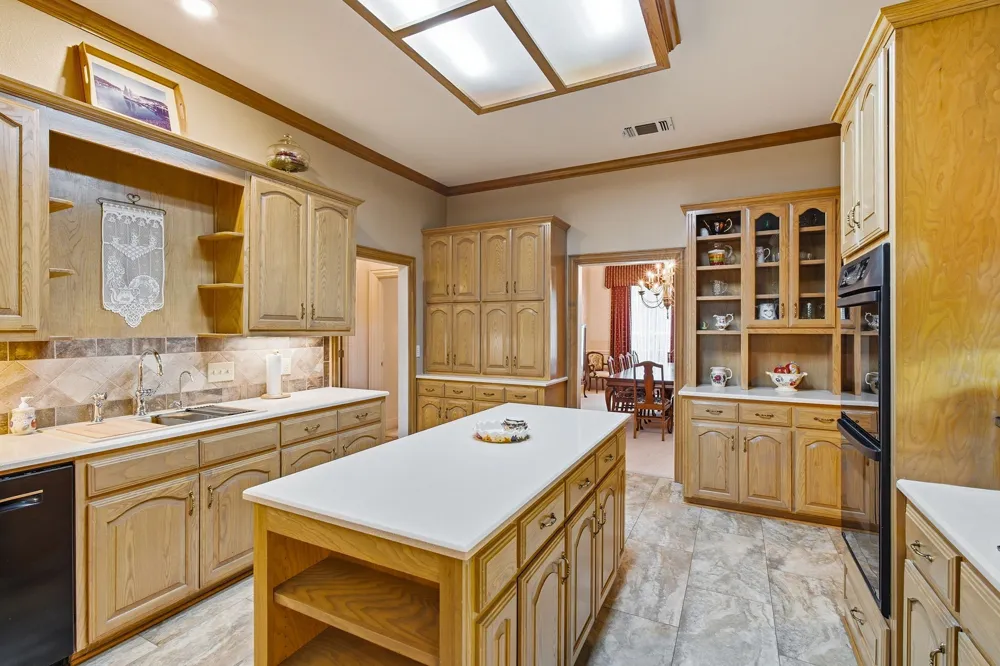 710 Glenwood Circle Fairview, TX 75069