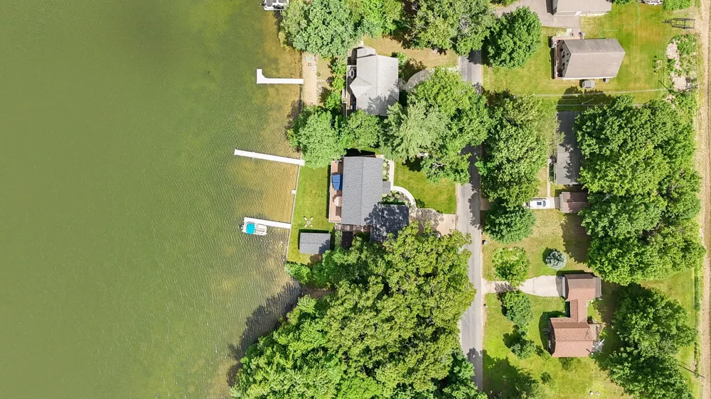 86640 60th Street Decatur, MI 49045