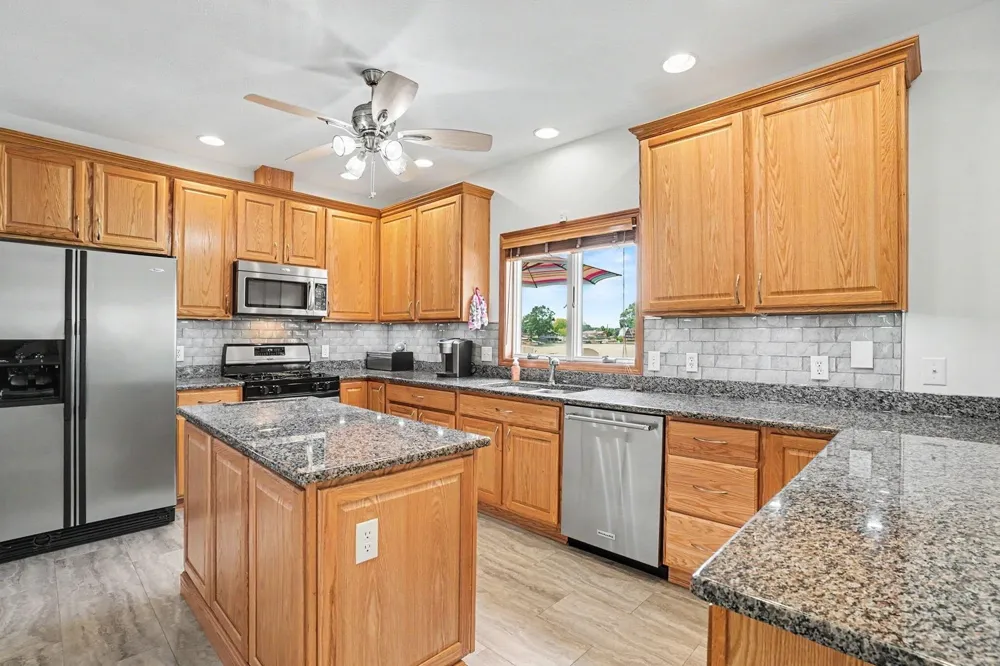 86640 60th Street Decatur, MI 49045