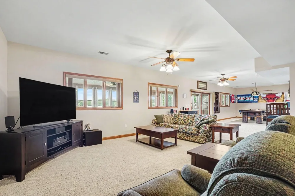 86640 60th Street Decatur, MI 49045