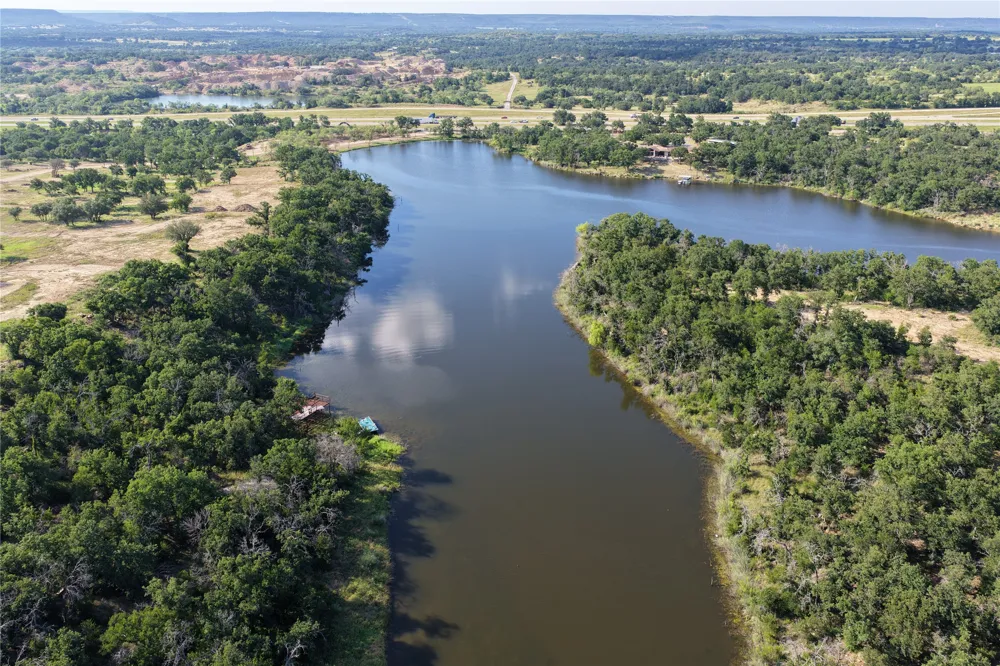 Yellowstone Drive Santo, TX 76472