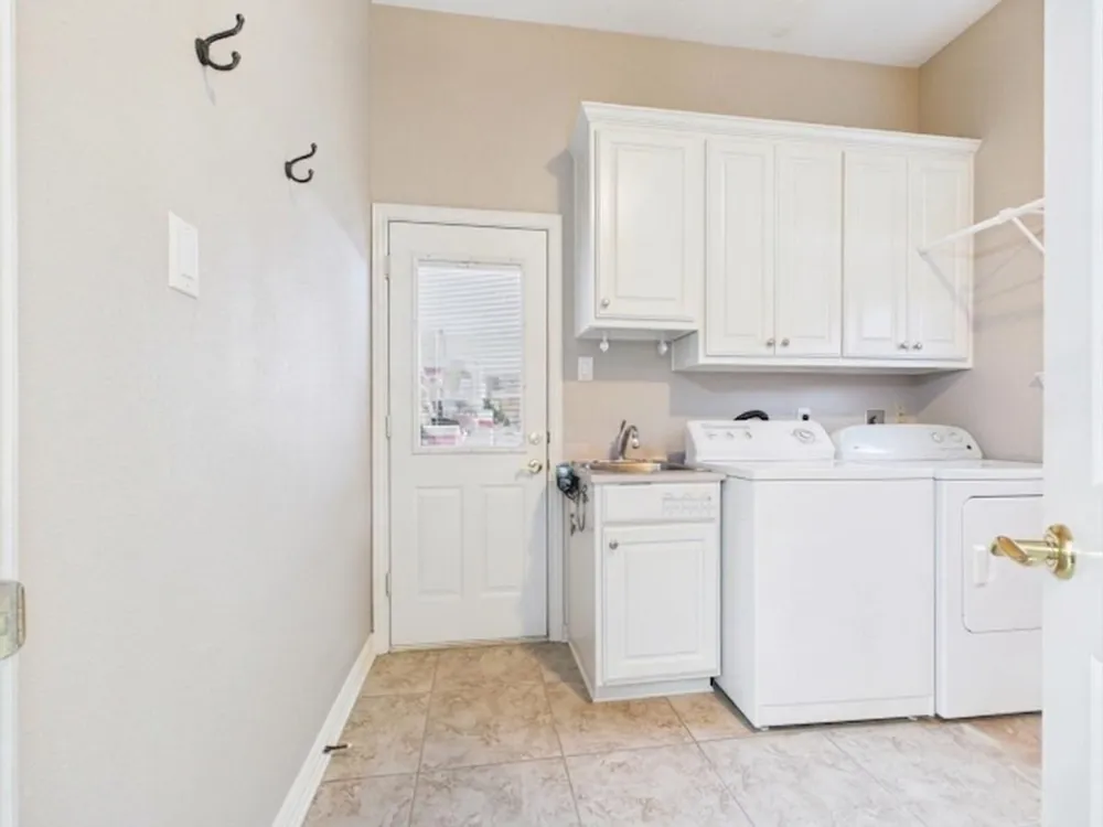 706 Park Place Drive Athens, TX 75751