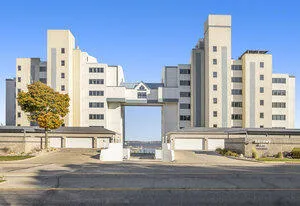 2964 Lakeshore Drive #E102 Muskegon, MI 49441