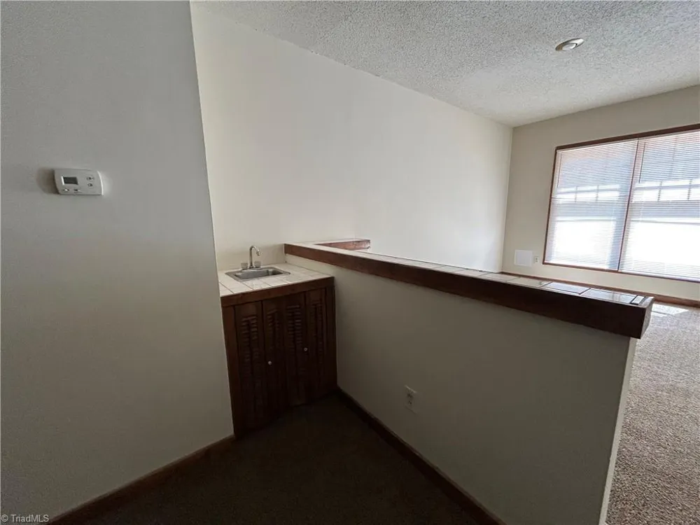 1439 King Charles Drive Clemmons, NC 27012