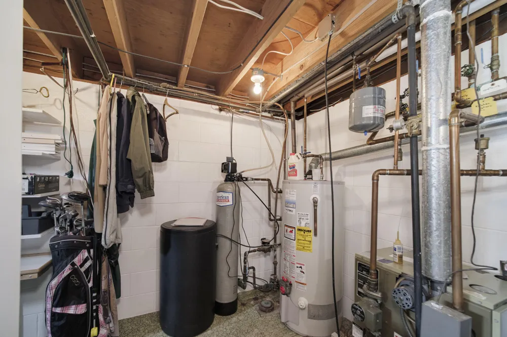 597 Browning Avenue Manistee, MI 49660