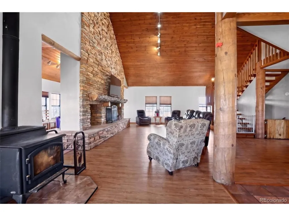 601 County Road 620 Gardner, CO 81040